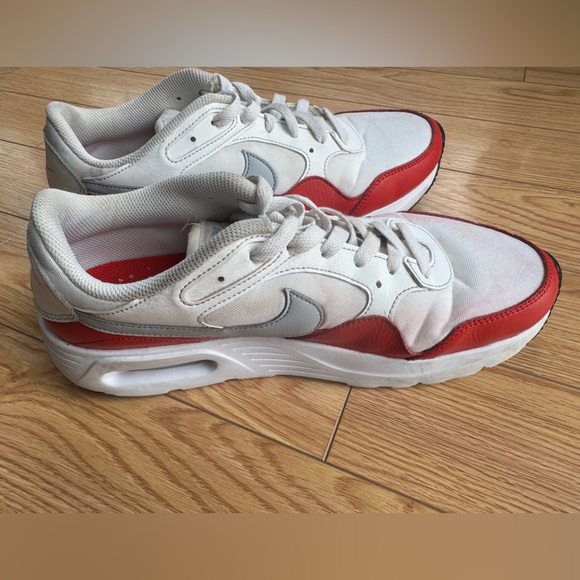 Nike Air Men’s Sneakers – White & Red – Size 9 - Picture 7 of 12